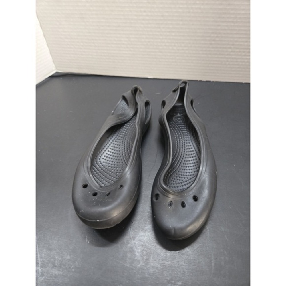 Crocs flats sz‎ 7 slip on comfort shoes